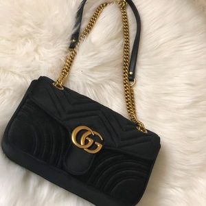 AUTHENTIC GUCCI MARMONT Crossbody handbag Large size